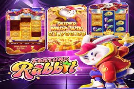 Pengguna mengajukan permohonan penarikan dana melalui smartphone dengan antarmuka responsif